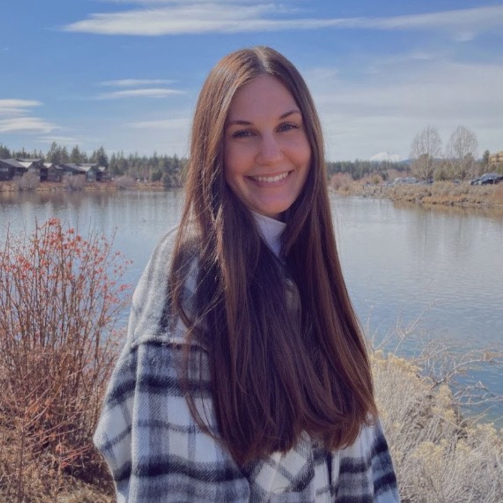 Meet your Posher, Maddie